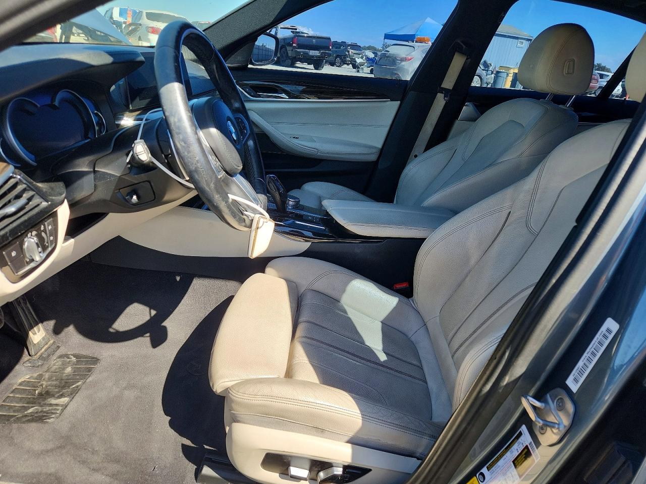 2017 BMW 530 I - zdjęcie 7