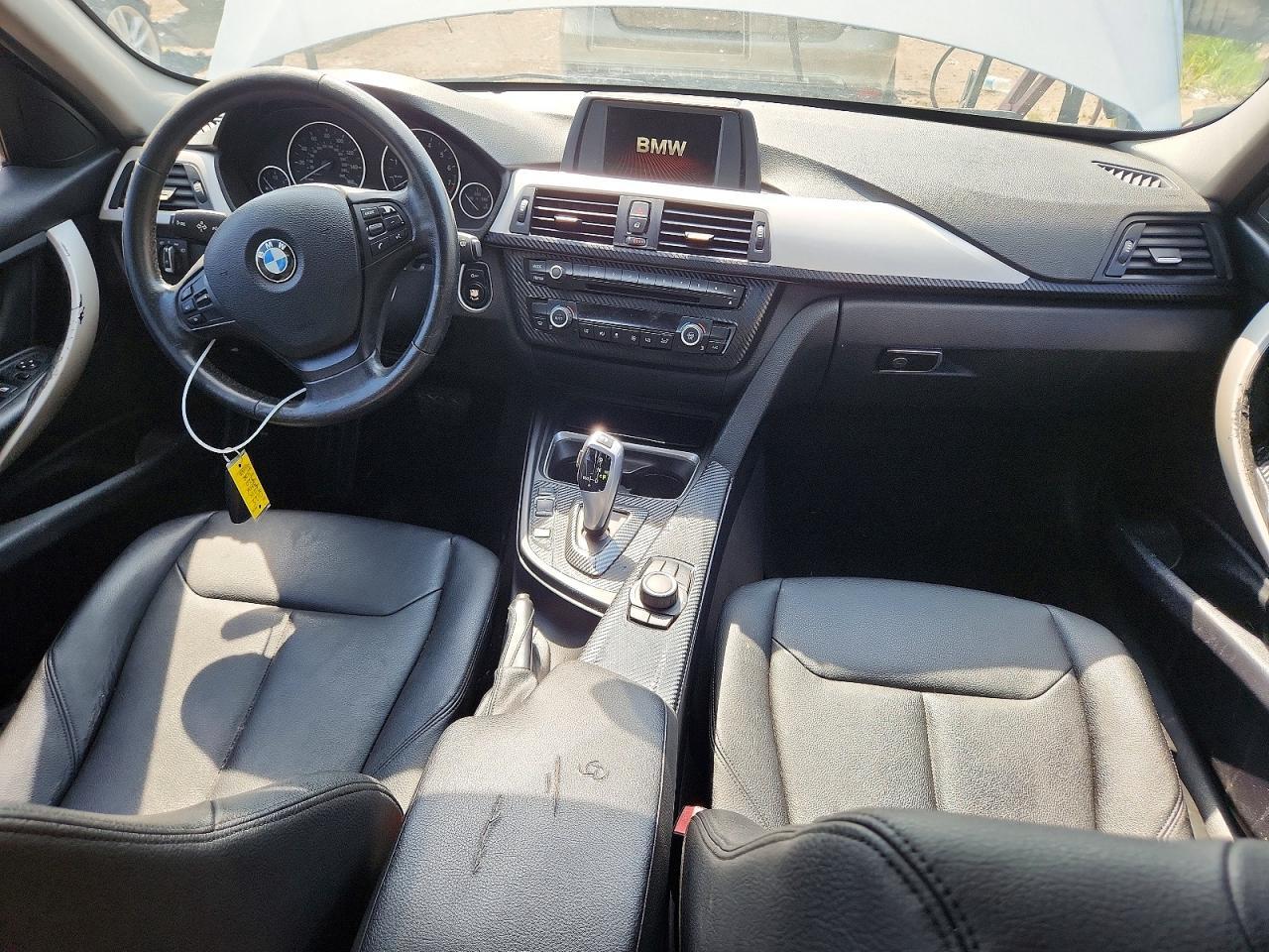 2014 BMW 320 I - zdjęcie 8
