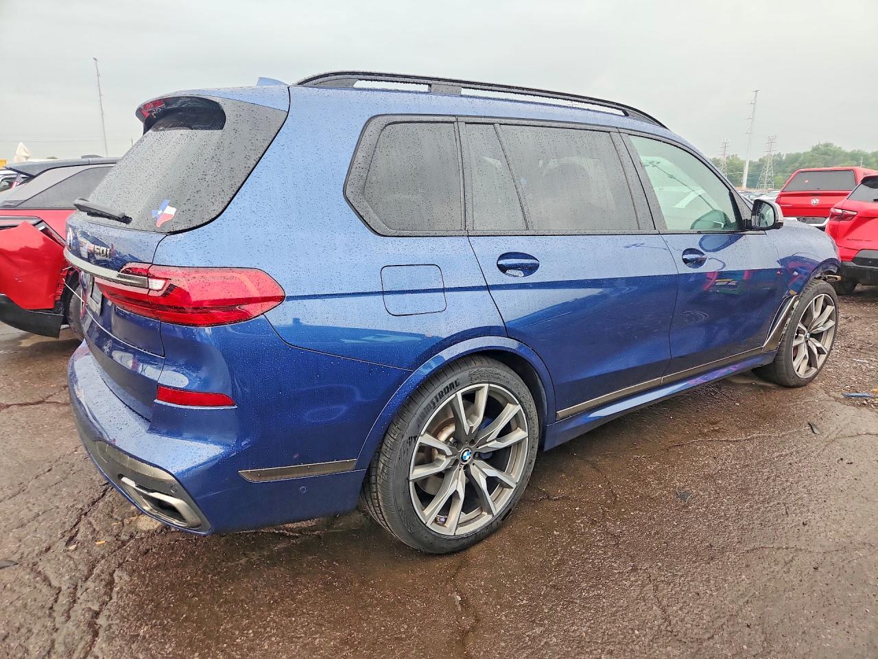 2021 BMW X7 M50I - zdjęcie 3