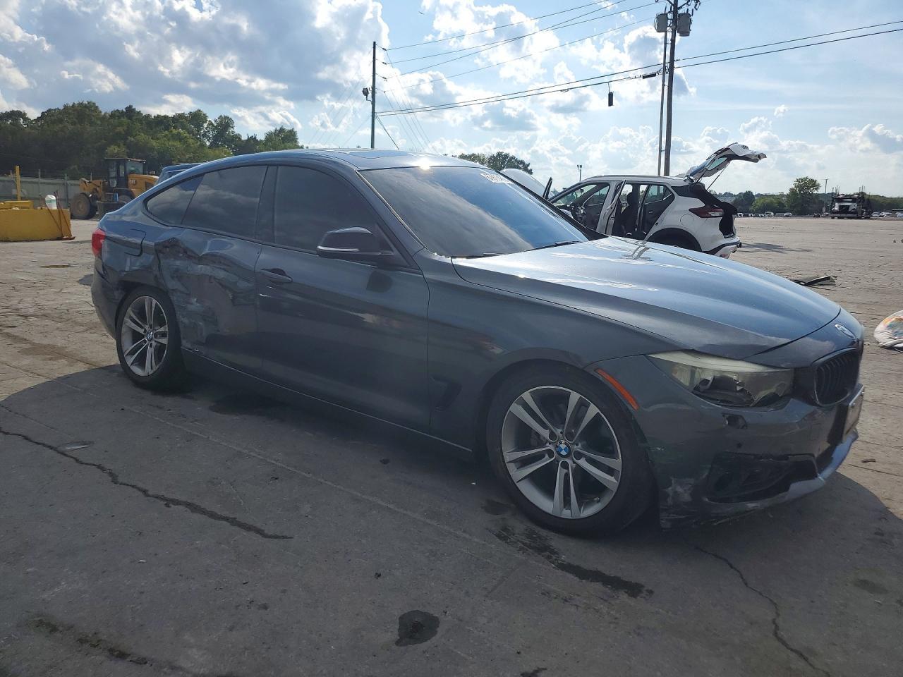 2015 BMW Seria 3 328i - zdjęcie 4