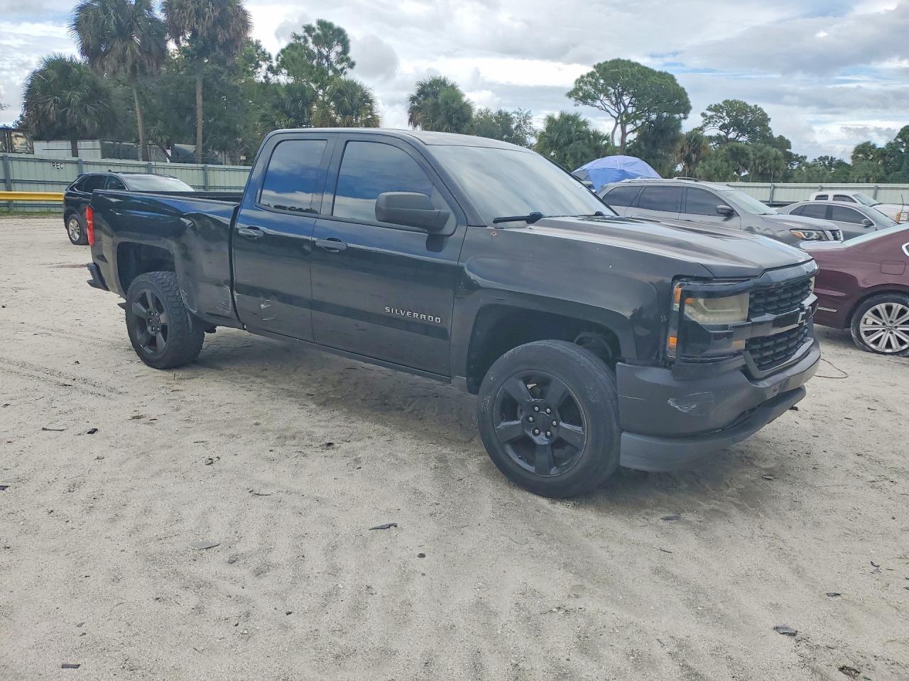 2016 Chevrolet Silverado C1500 - zdjęcie 4
