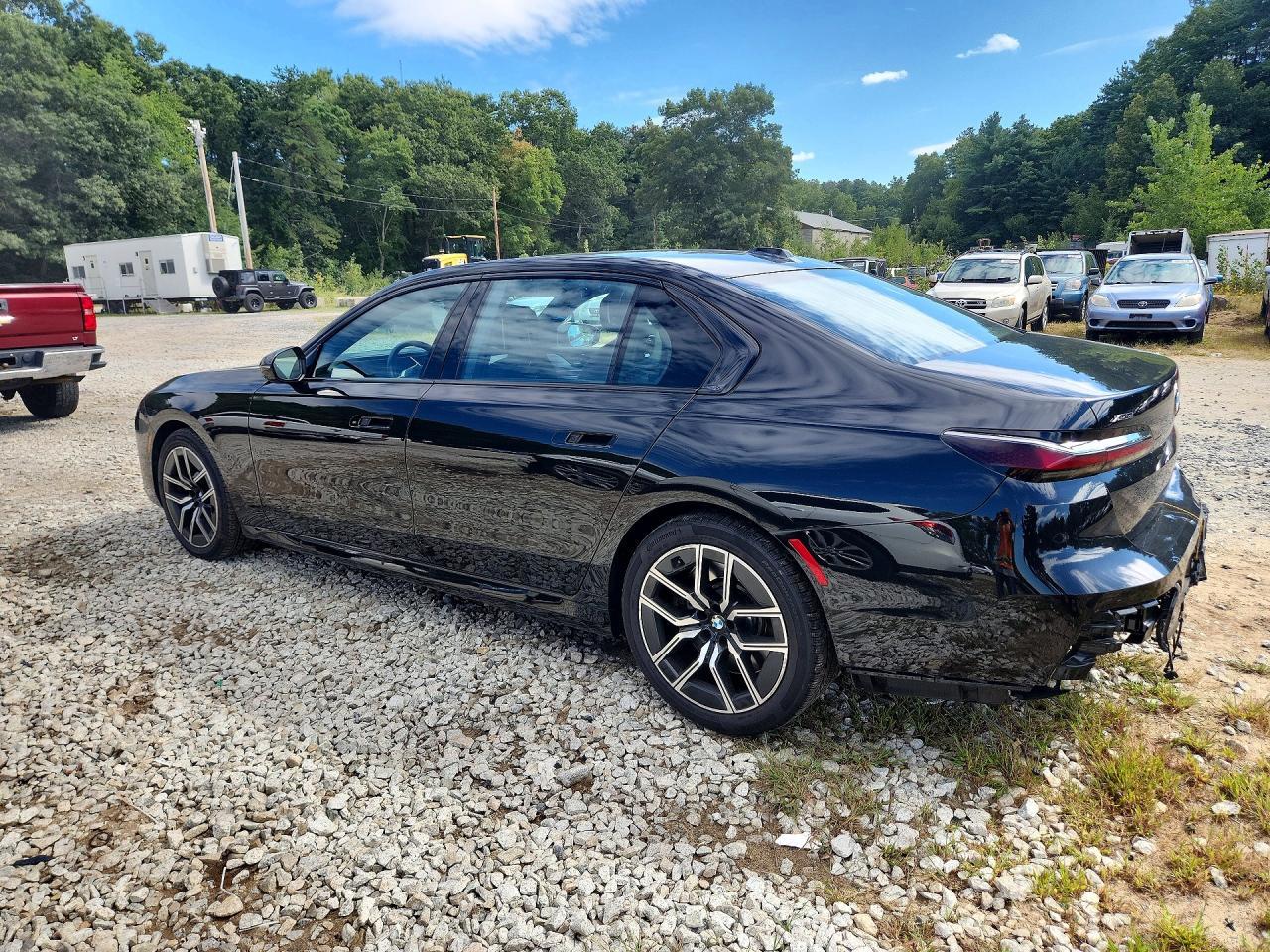 2024 BMW 760 Xi - zdjęcie 2