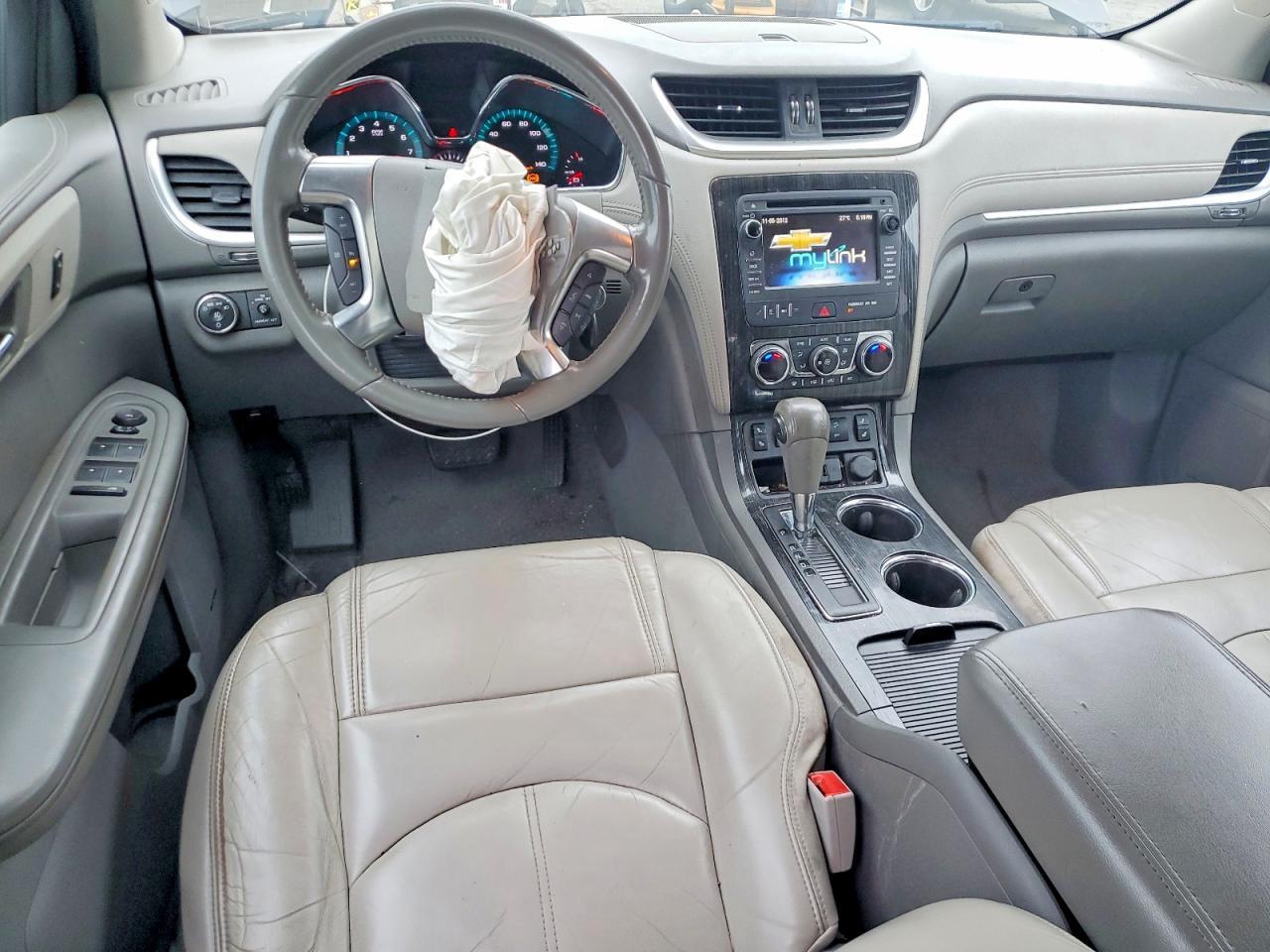 2015 Chevrolet Traverse Lt - zdjęcie 8