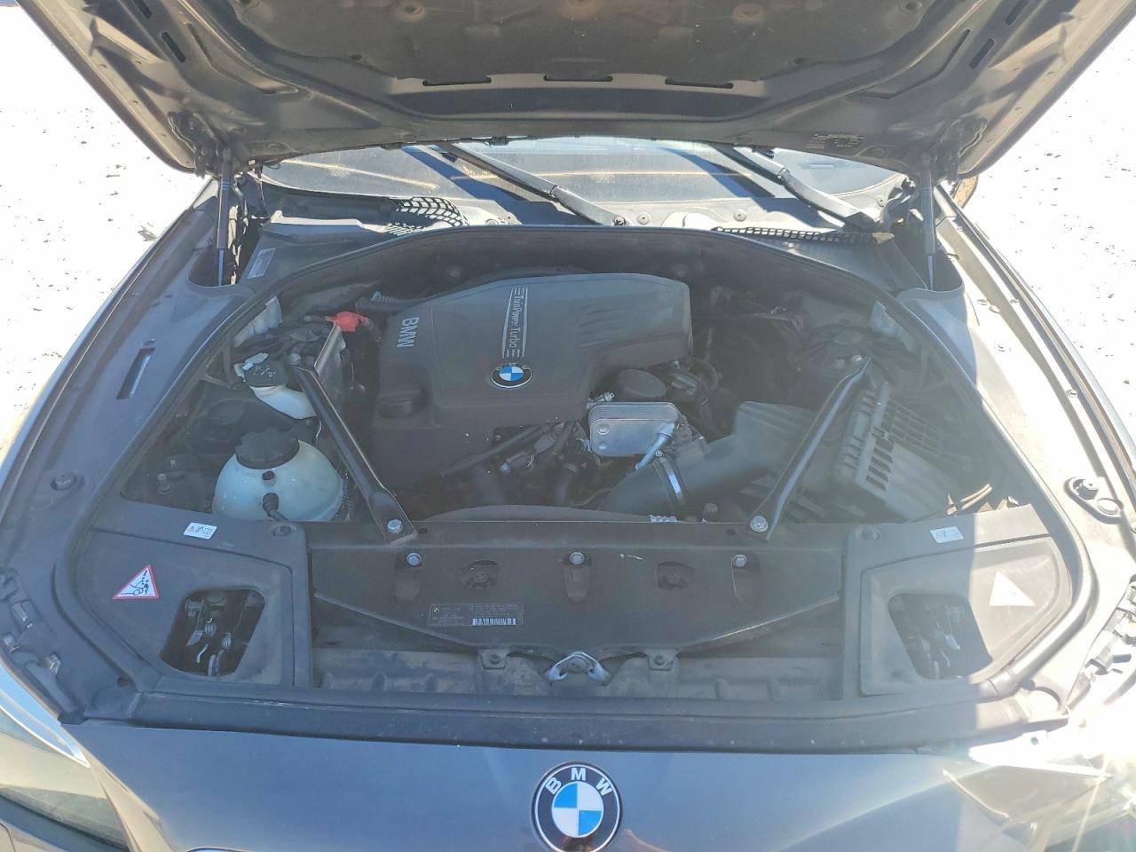 2014 BMW 528 I - zdjęcie 11
