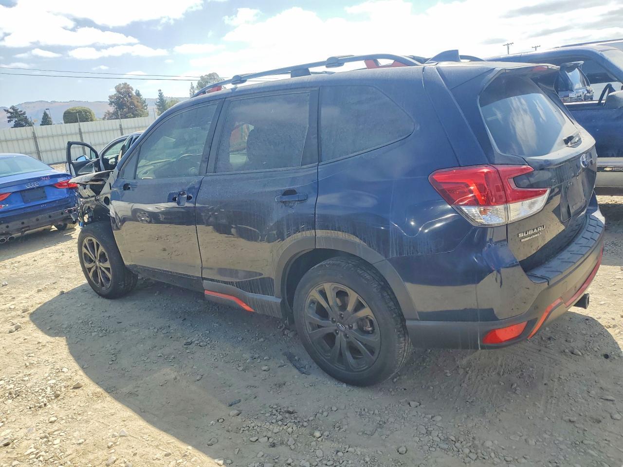 2020 Subaru Forester Sport - zdjęcie 2