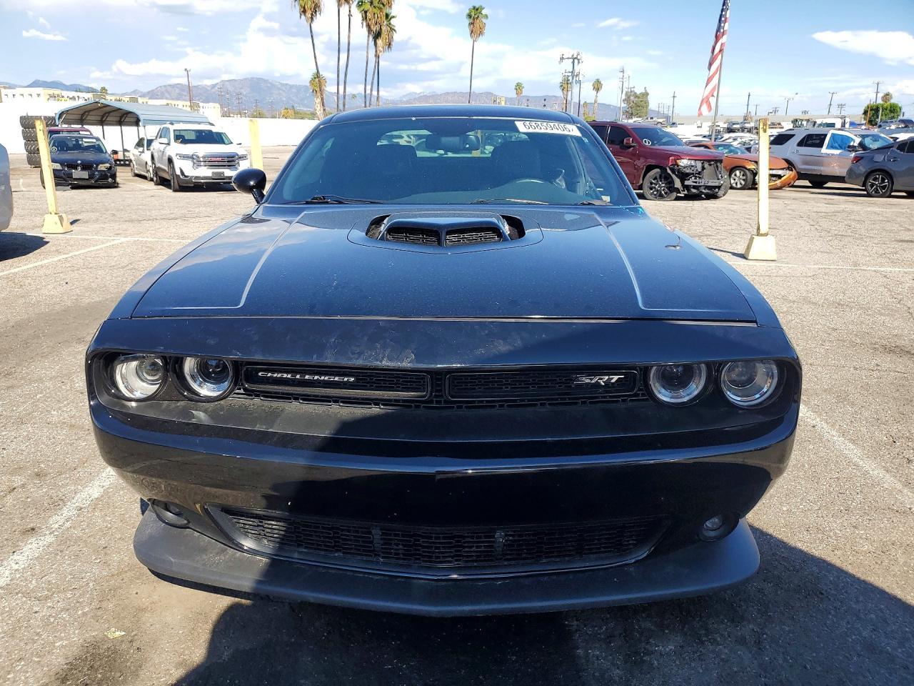 Dodge Challenger - zdjęcie 5