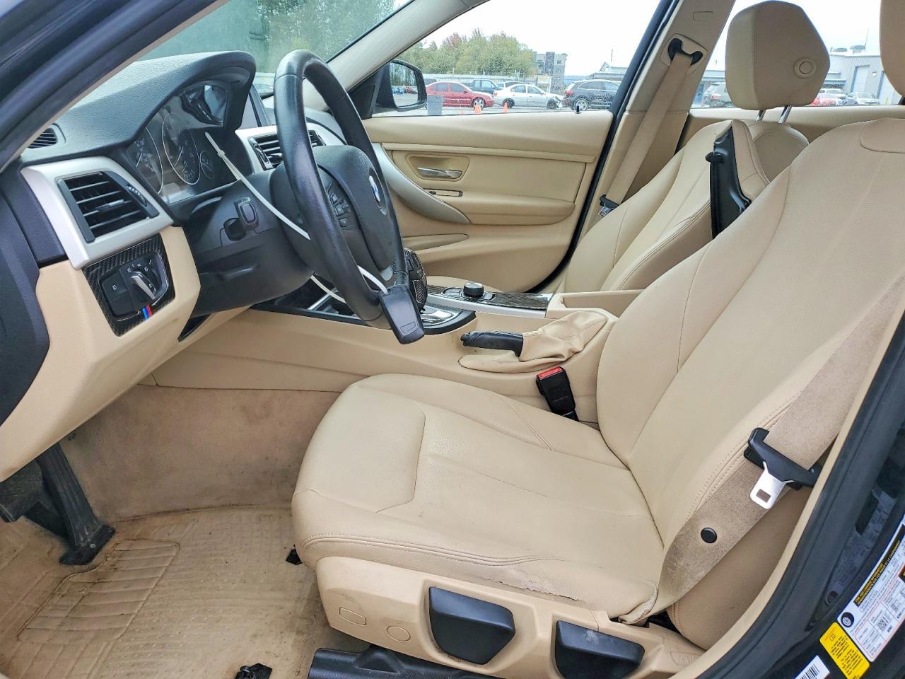 2015 BMW 320 I - zdjęcie 7