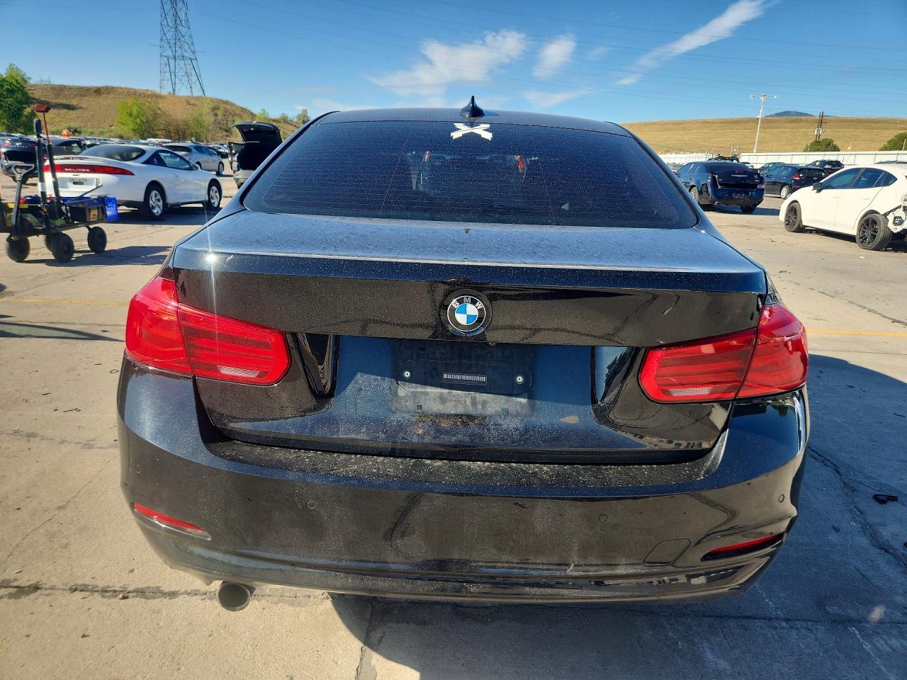 2017 BMW 3 Series - zdjęcie 6