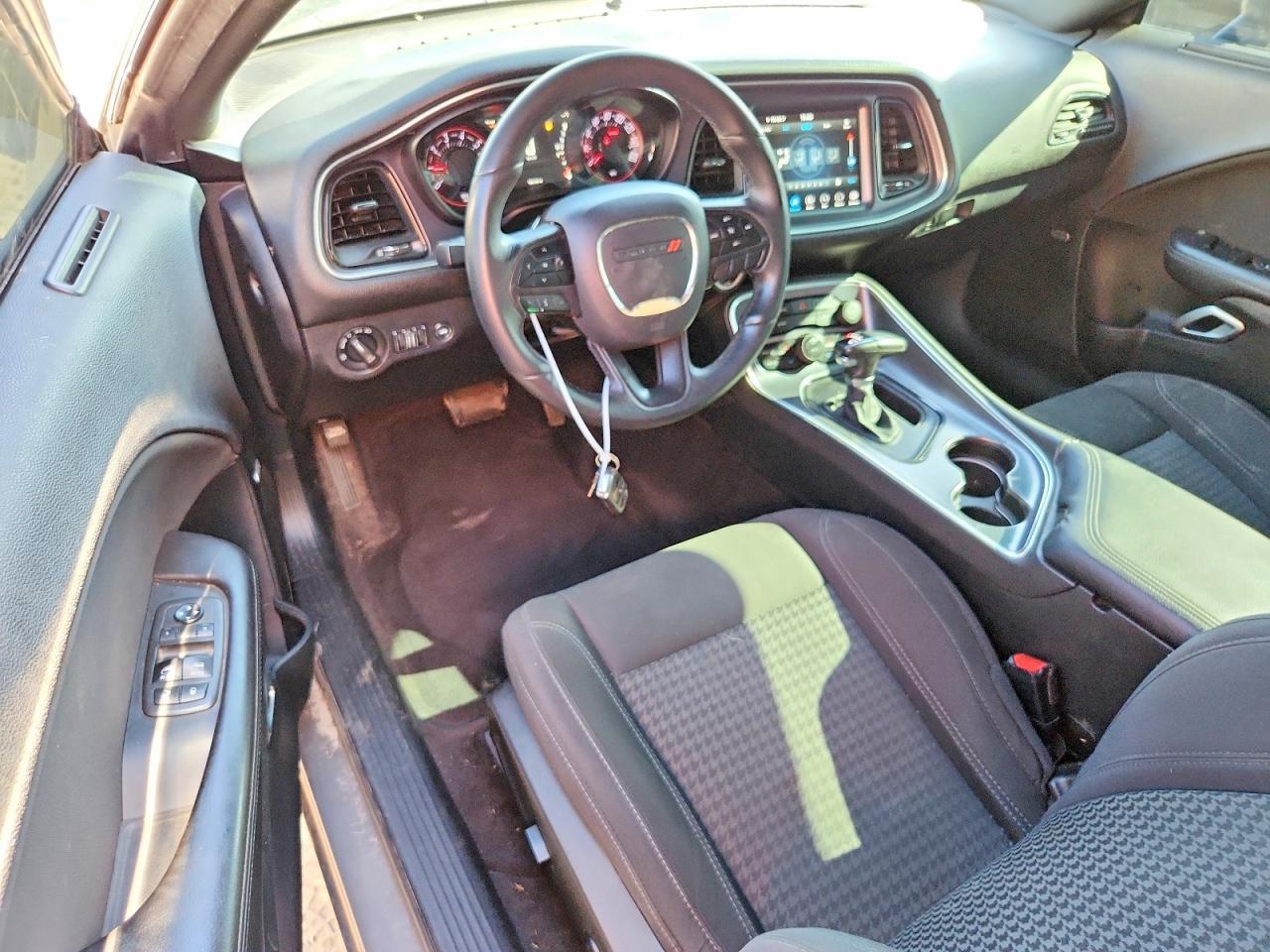 2018 Dodge Challenger Sxt - zdjęcie 8