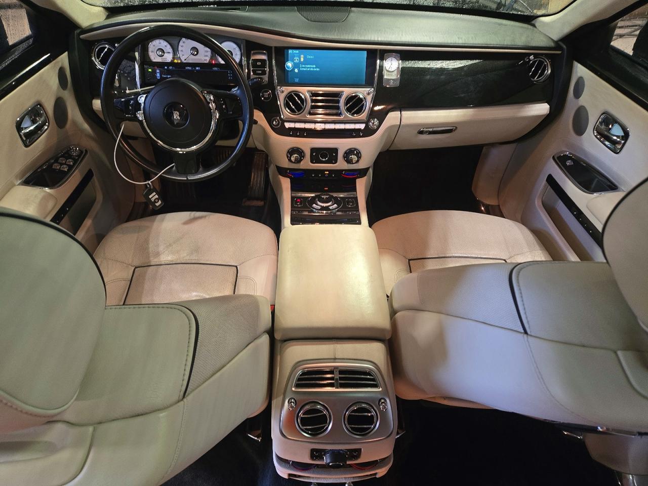 2013 Rolls-Royce Ghost - zdjęcie 8