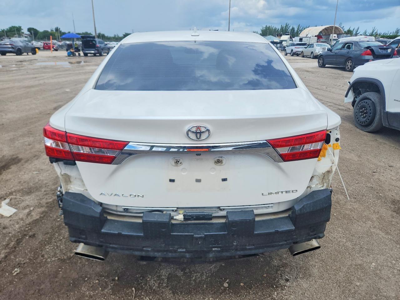 2014 Toyota Avalon Limited - zdjęcie 6