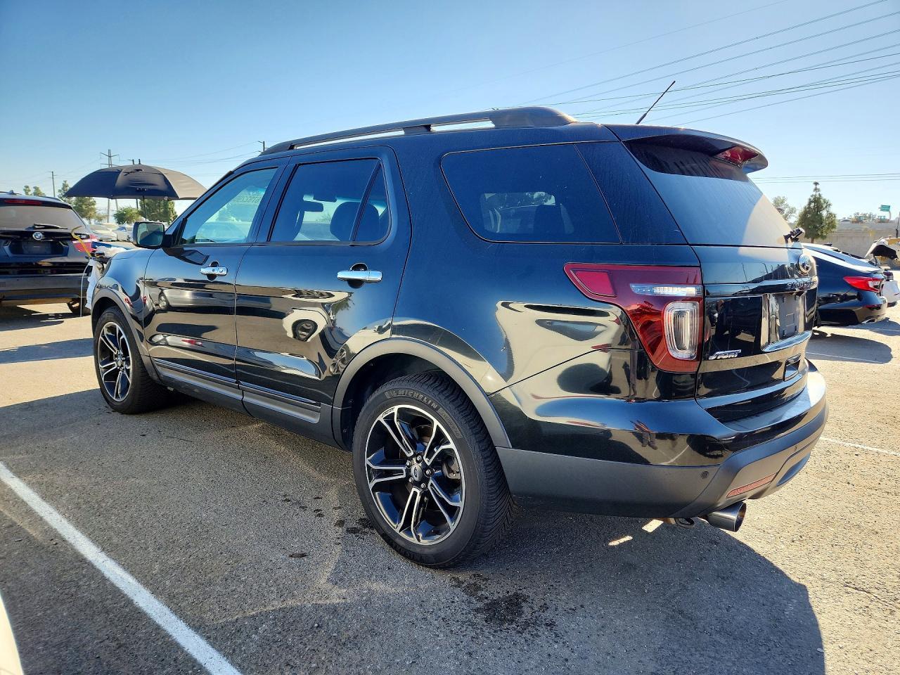2013 Ford Explorer Sport - zdjęcie 2
