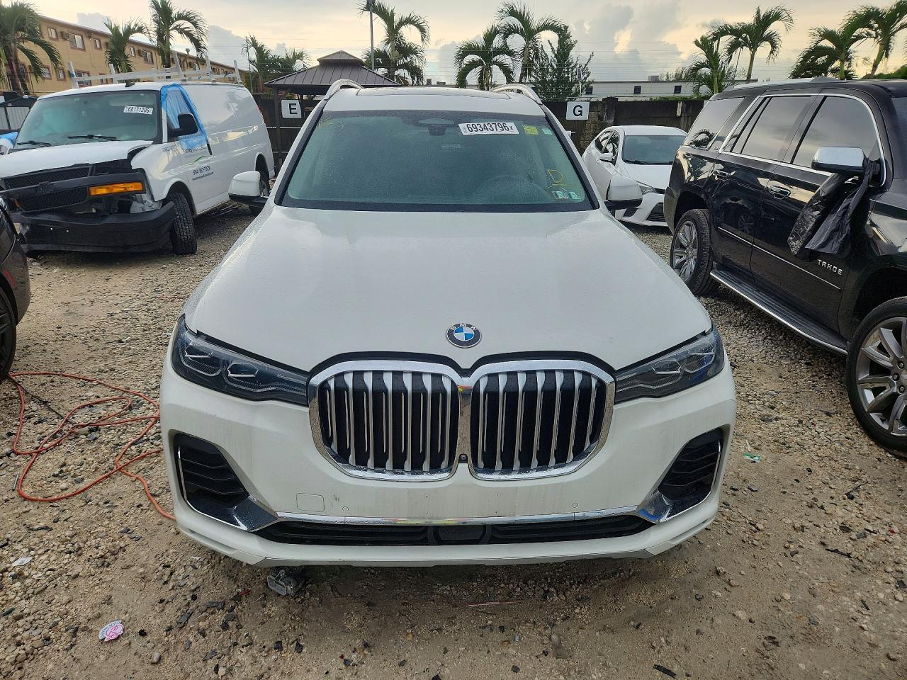 2019 BMW X7 xDrive50I - zdjęcie 5