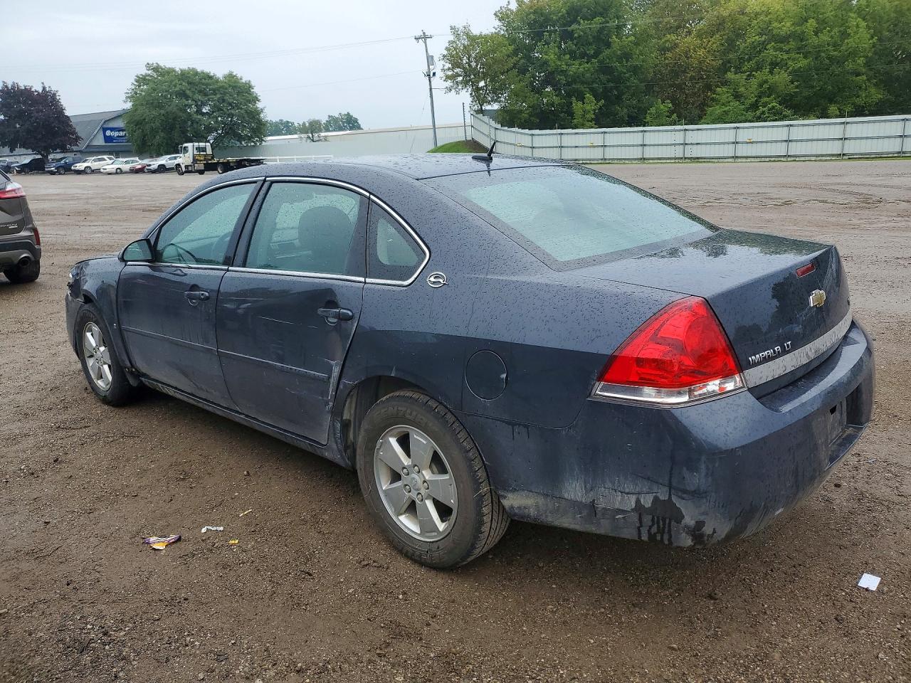 2021 Chevrolet Impala Lt - zdjęcie 2