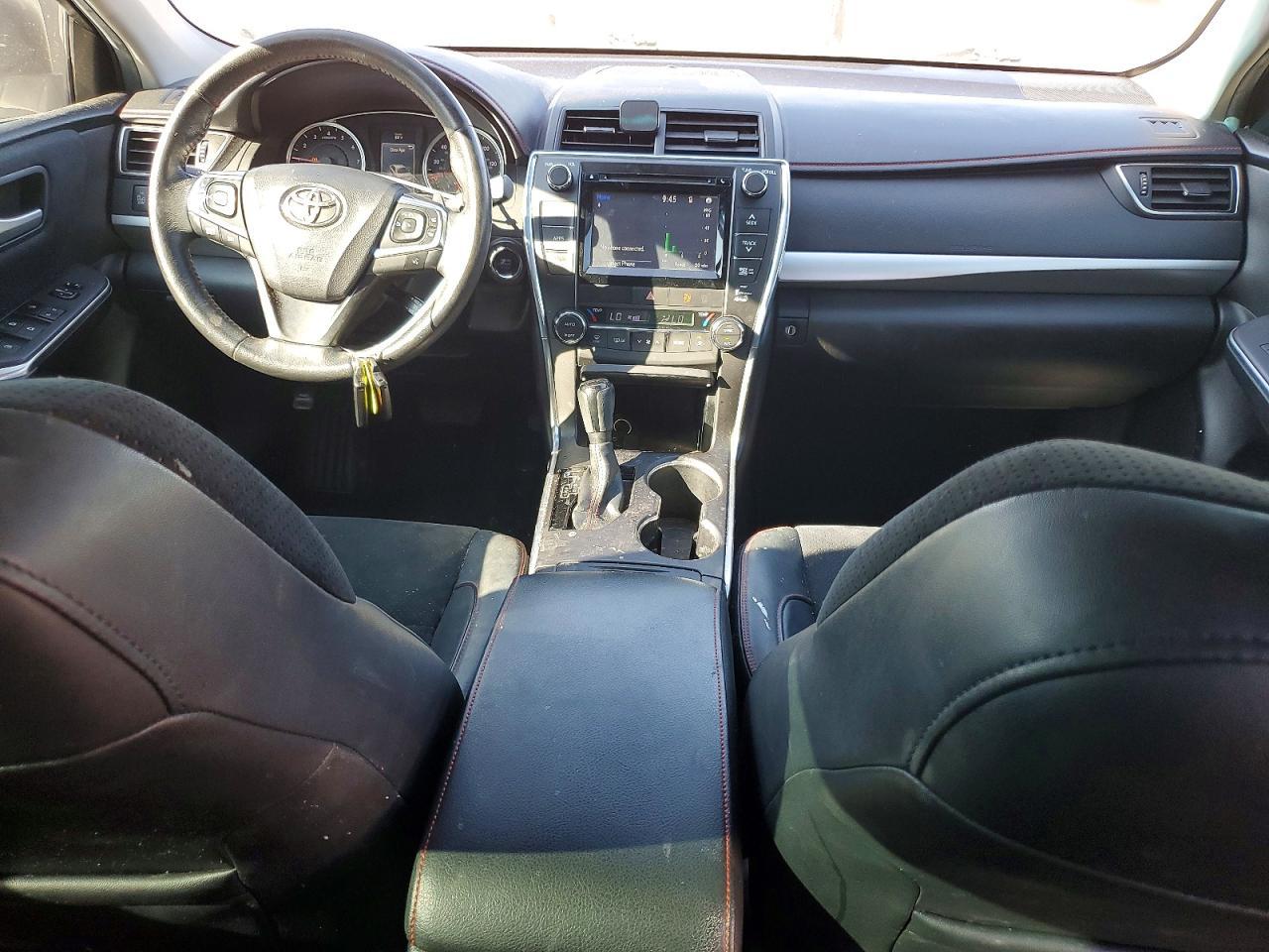 2015 Toyota Camry Xse - zdjęcie 8
