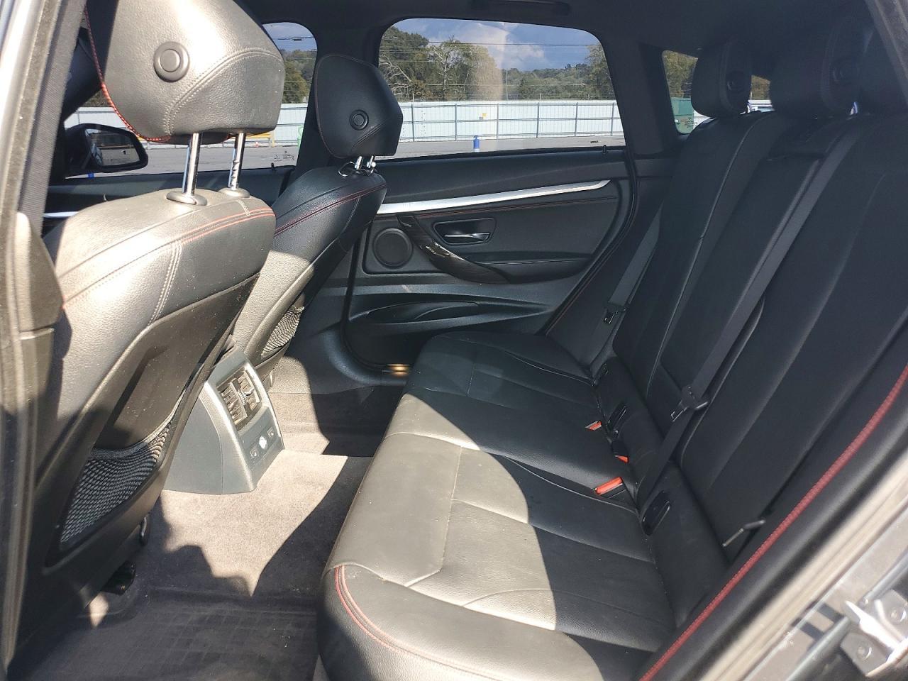 2015 BMW Seria 3 328i - zdjęcie 10