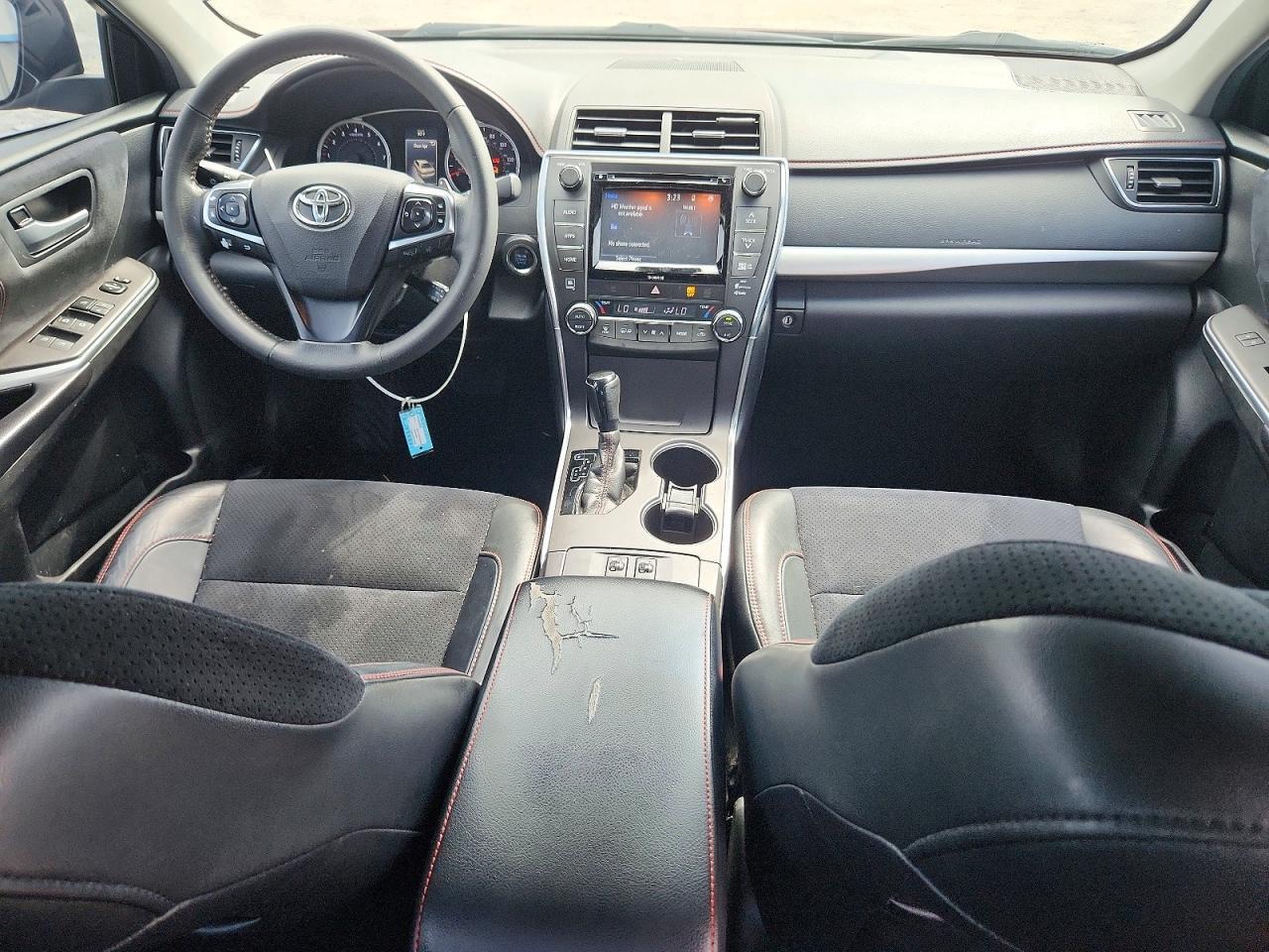 2017 Toyota Camry Xse V6 - zdjęcie 8