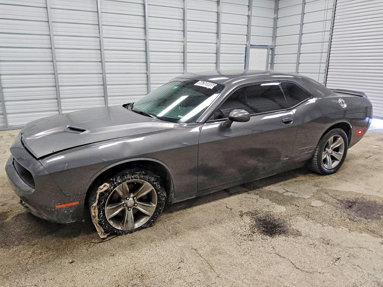 2019 Dodge Challenger Sxt - zdjęcie główne
