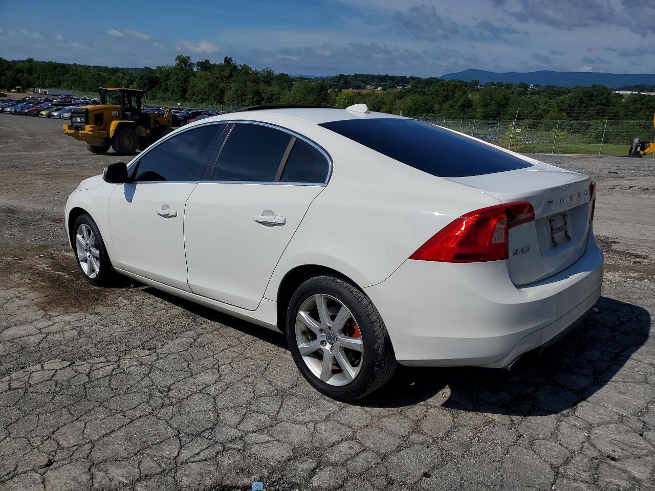 2016 Volvo S60 Premier - zdjęcie 2