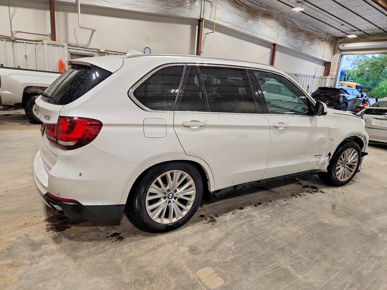 2016 BMW X5 xDrive35I - zdjęcie 3