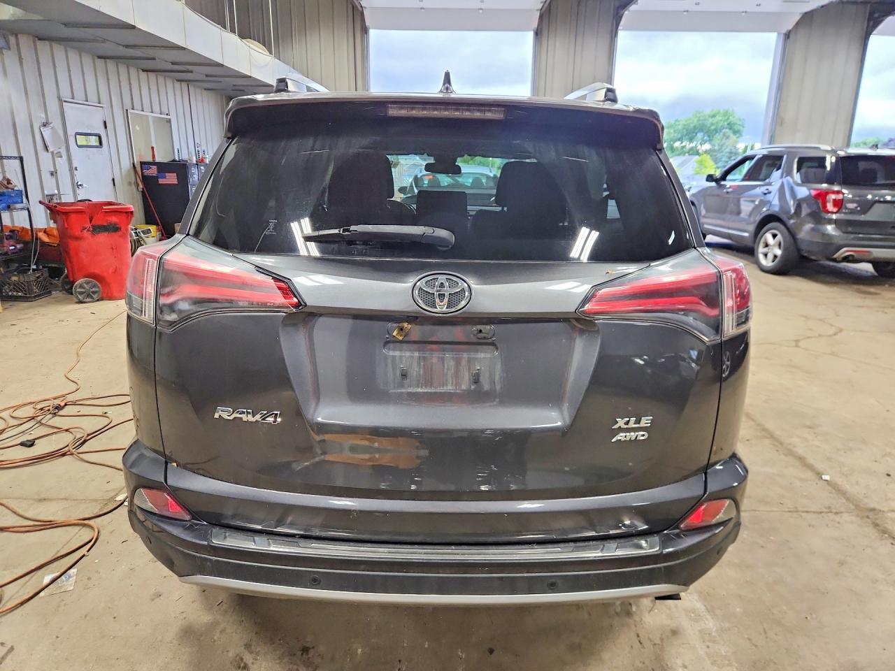 2018 Toyota Rav4 Xle - zdjęcie 6