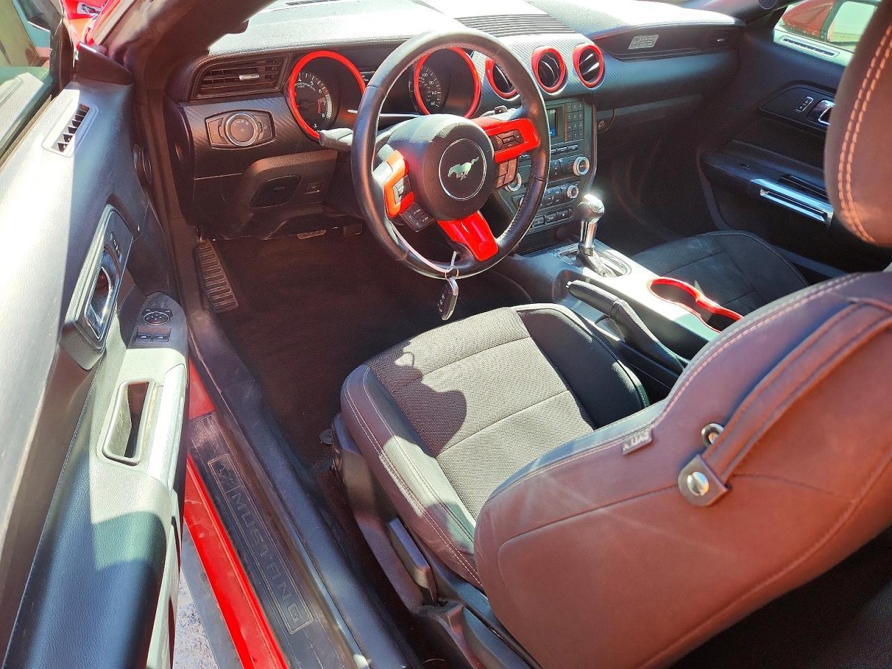 2016 Ford Mustang - zdjęcie 8