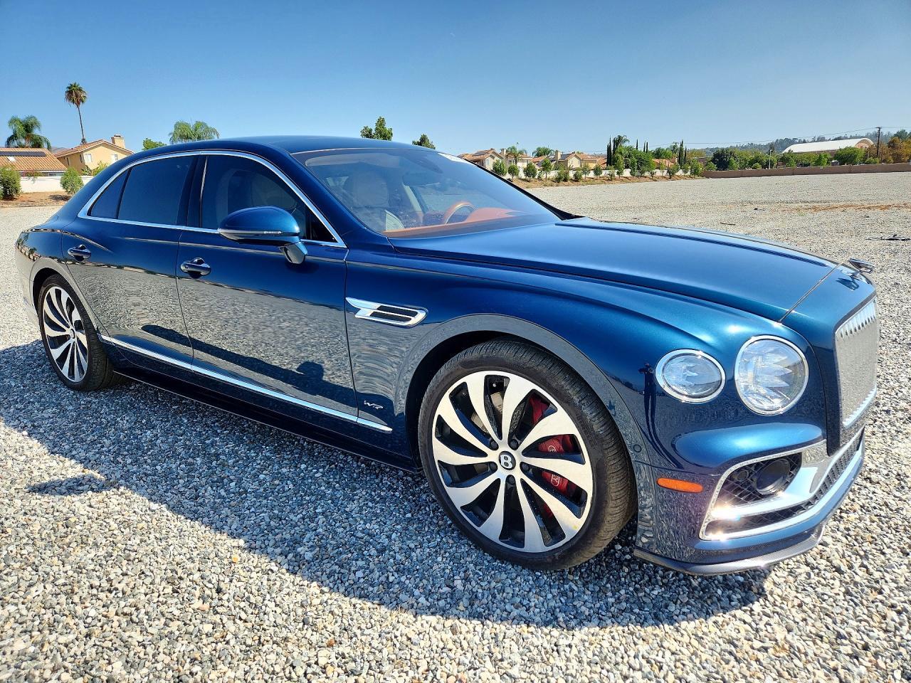 2022 Bentley Flying Spur - zdjęcie 4