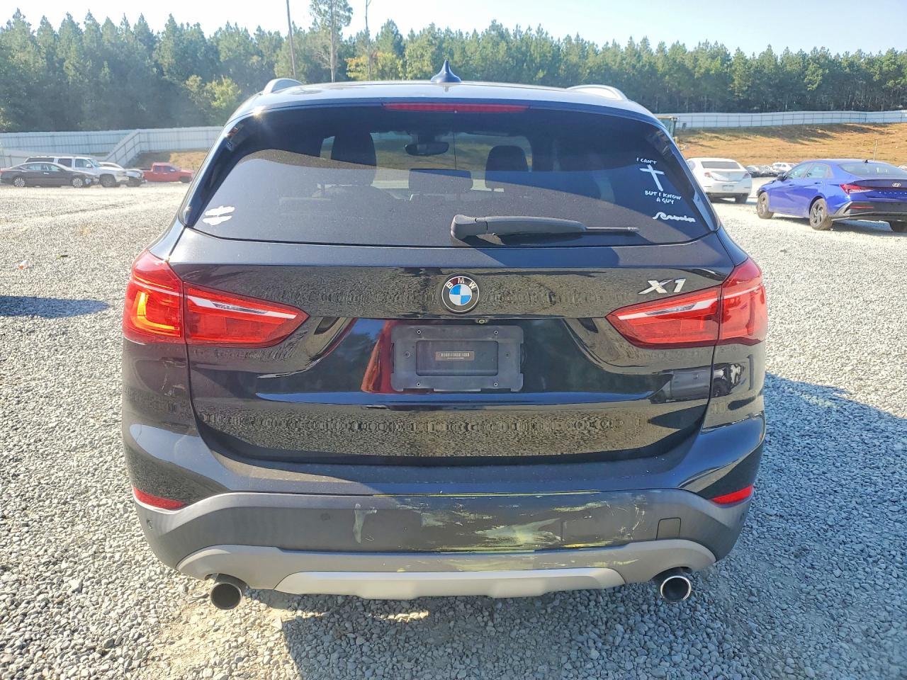 2017 BMW X1 xDrive28I - zdjęcie 6