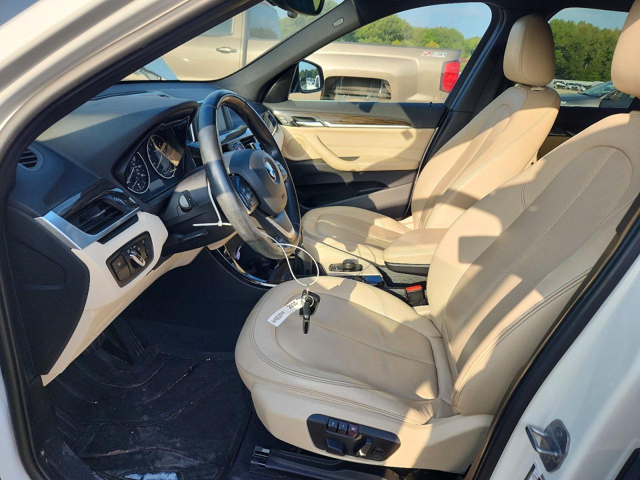2016 BMW X1 xDrive28I - zdjęcie 7