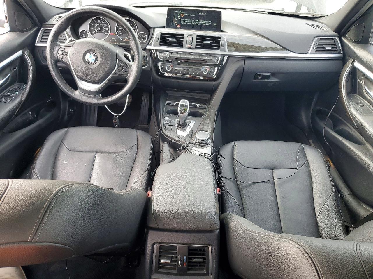 2016 BMW Seria 3 328i - zdjęcie 8