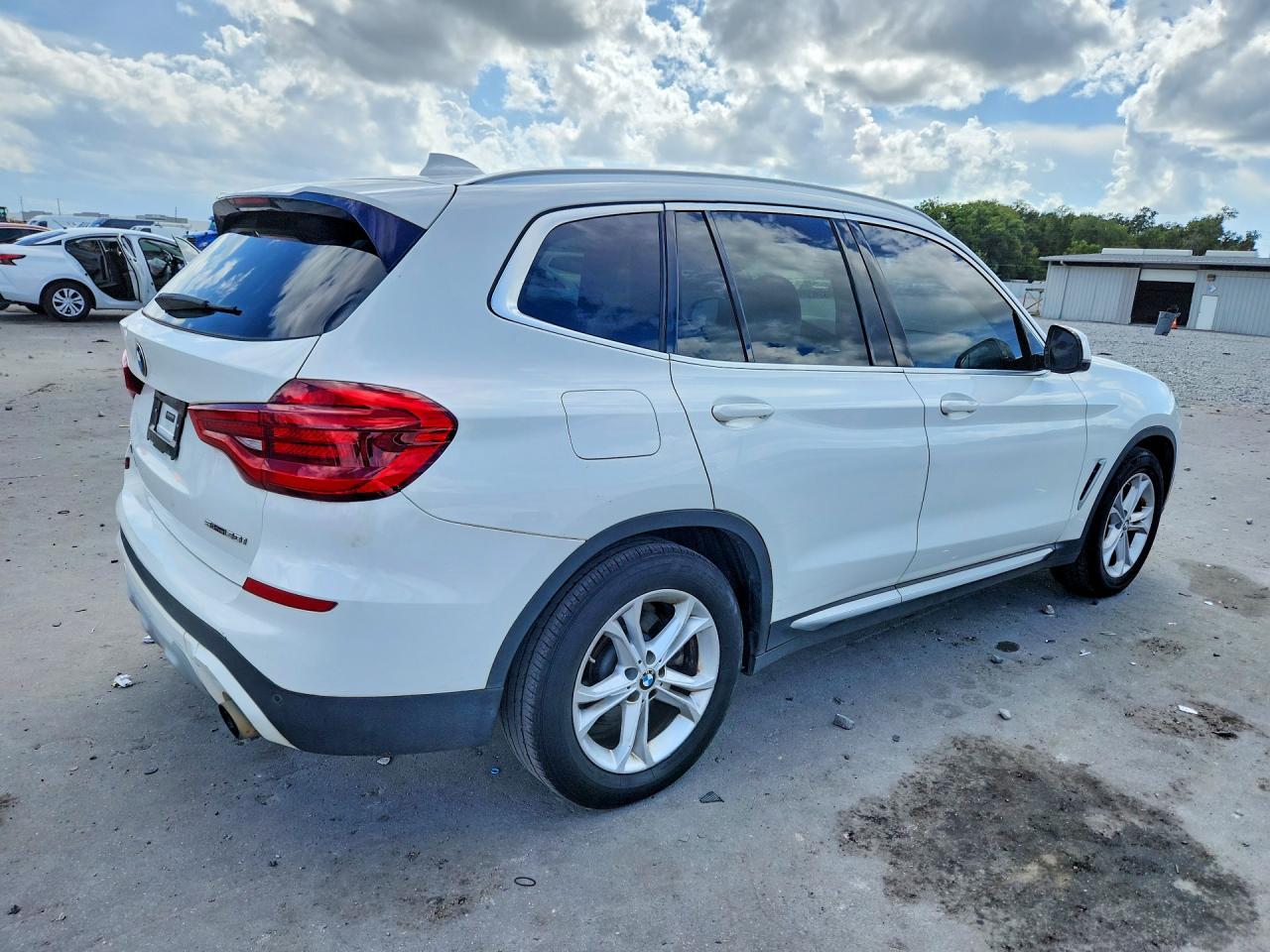 2020 BMW X3 Sdrive30I - zdjęcie 3