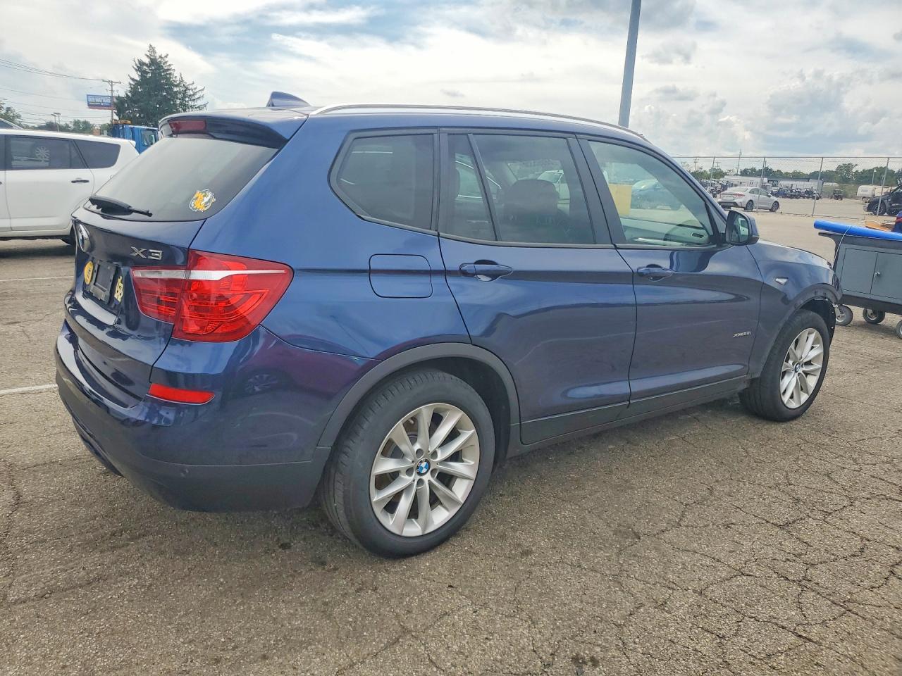 2015 BMW X3 xDrive28I - zdjęcie 3