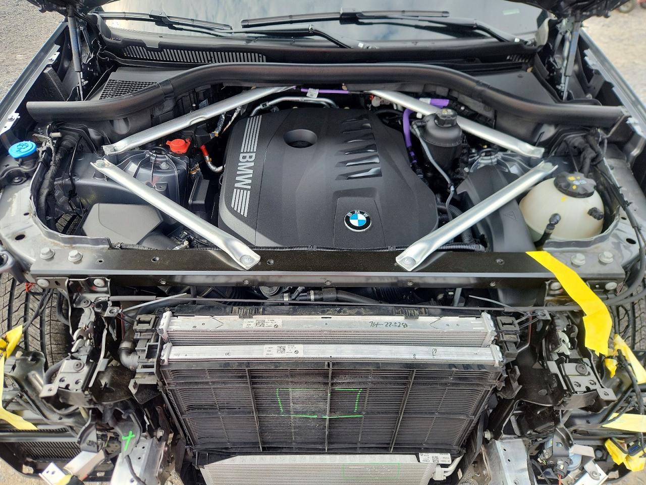 2024 BMW X5 xDrive40I - zdjęcie 12