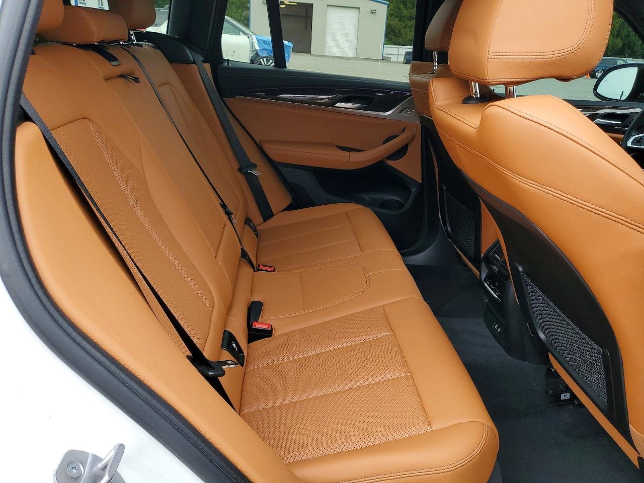 2022 BMW X3 M40I - zdjęcie 11
