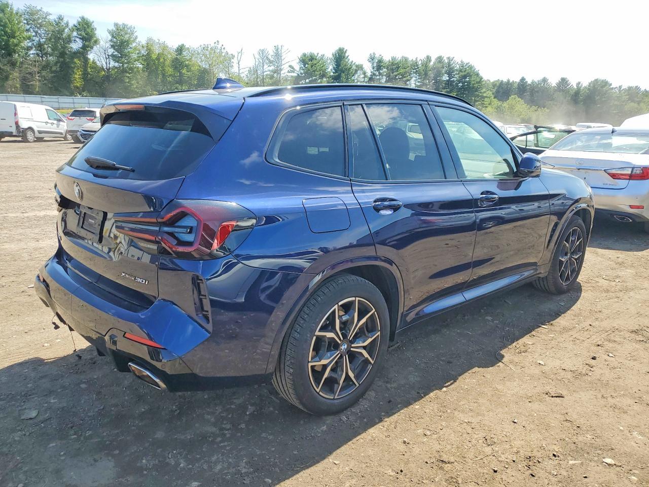 2023 BMW X3 xDrive30I - zdjęcie 3