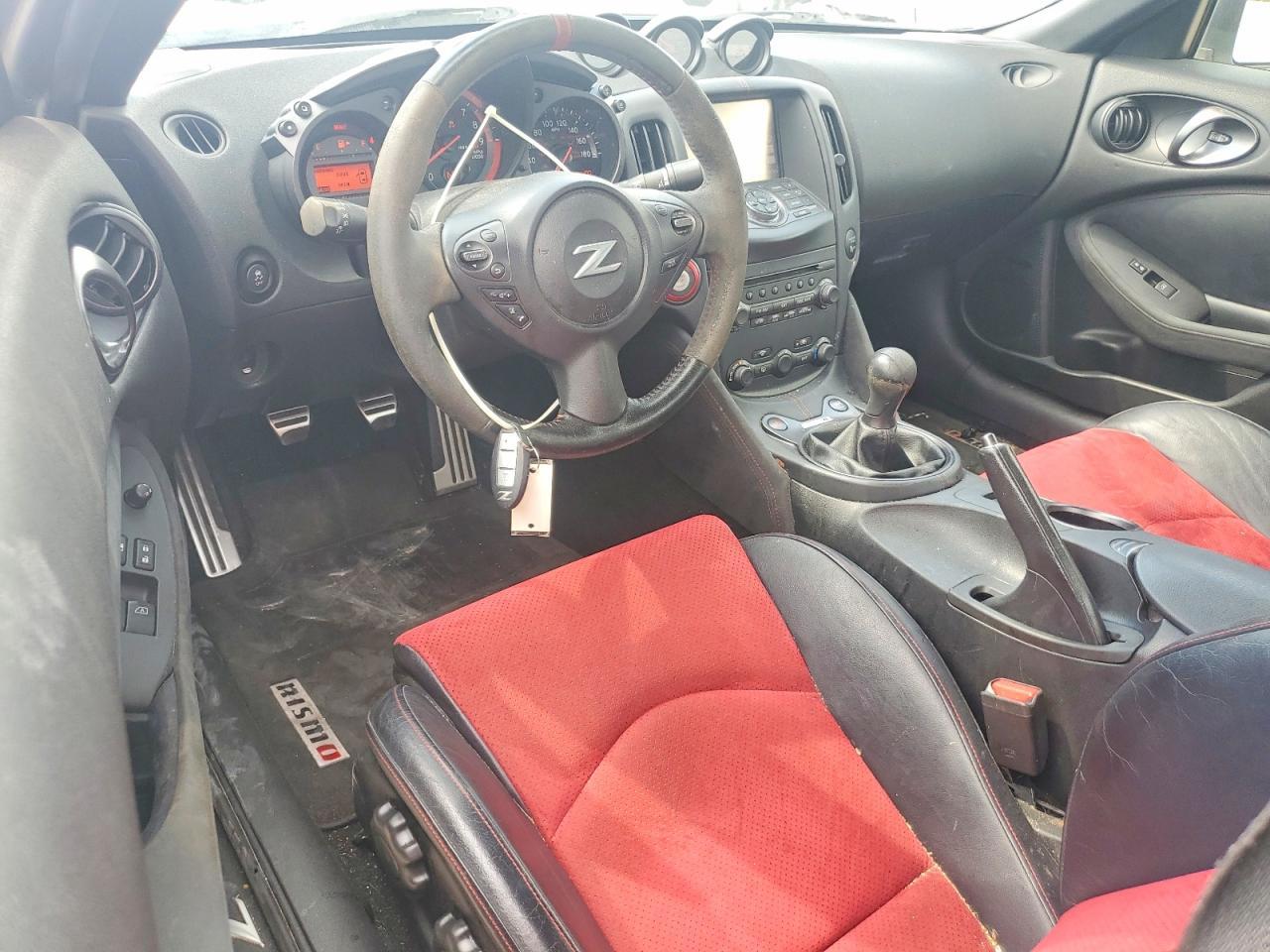 2016 Nissan 370Z Nismo Tech - zdjęcie 8
