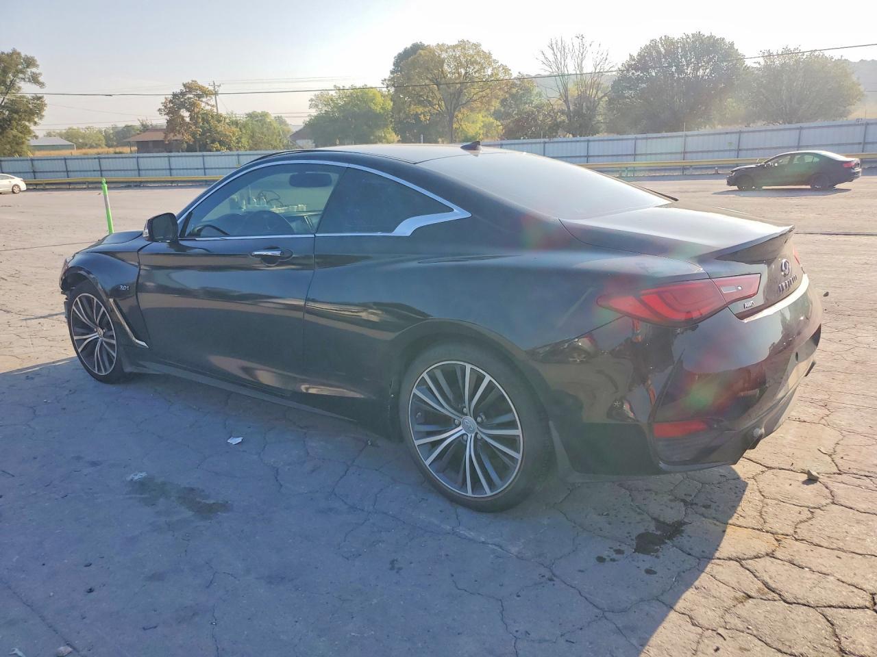 2017 Infiniti Q60 3.0T Premium - zdjęcie 2