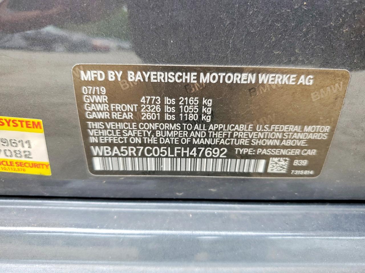 2020 BMW Seria 3 330i - zdjęcie 12