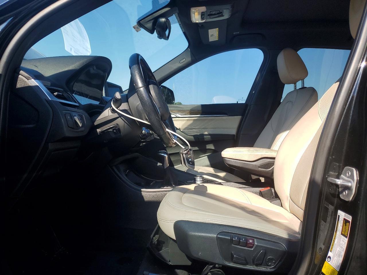 2017 BMW X1 xDrive28I - zdjęcie 7