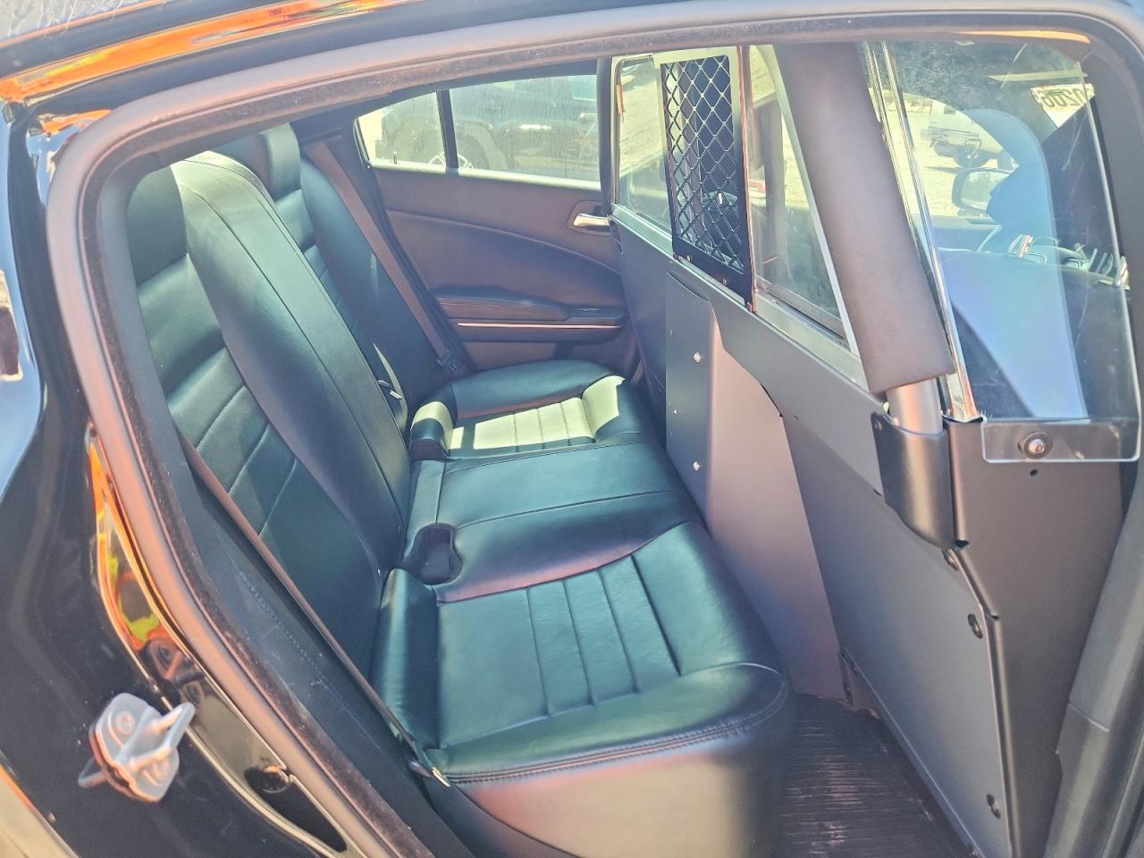 2019 Dodge Charger Police - zdjęcie 10