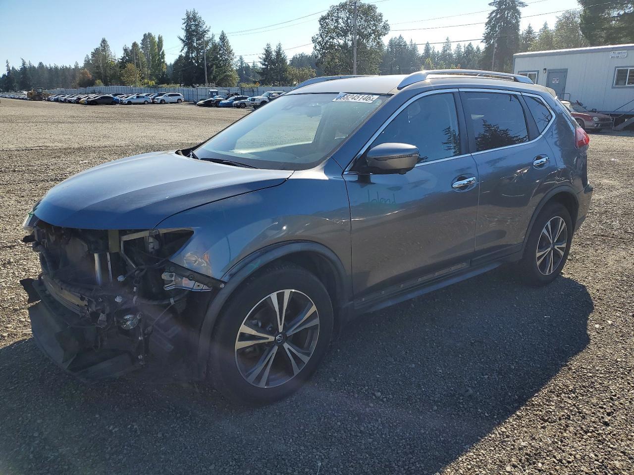 2020 Nissan Rogue Sv - zdjęcie główne