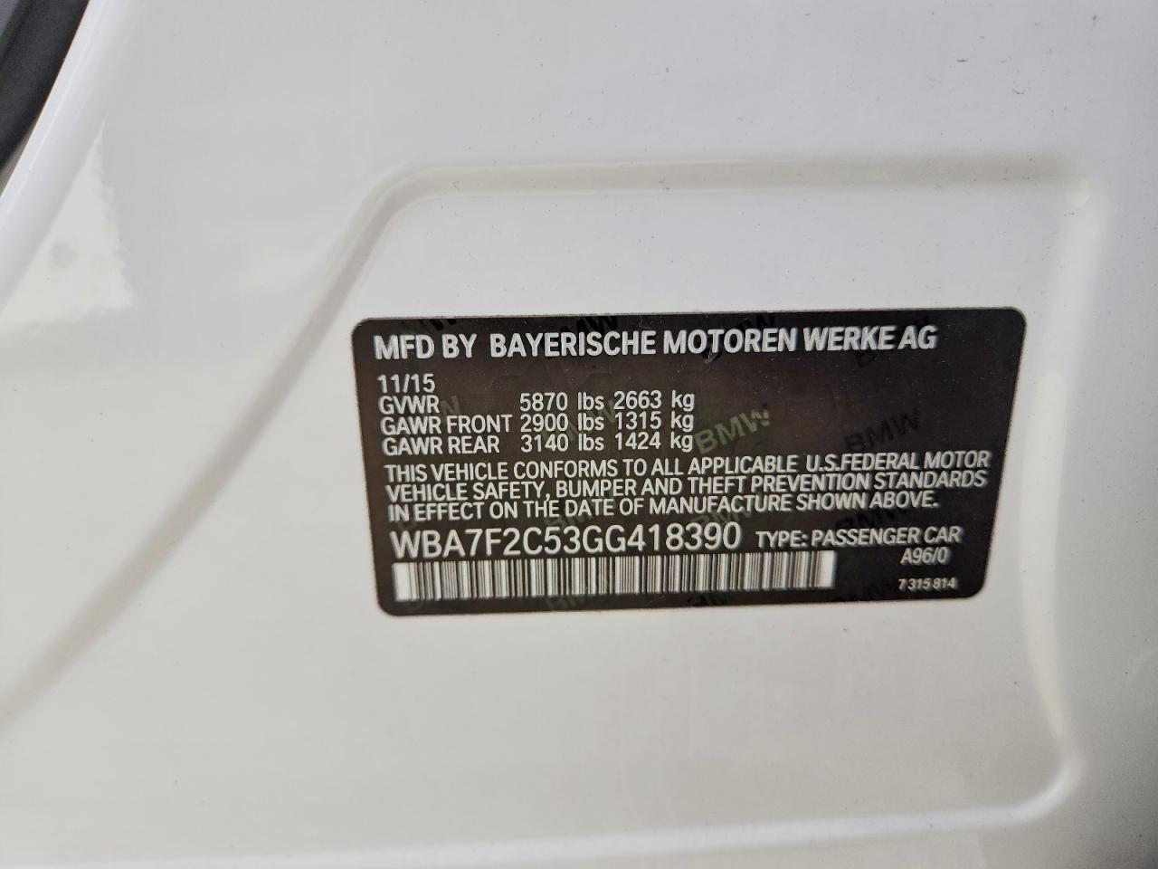 2016 BMW Seria 7 750i - zdjęcie 12