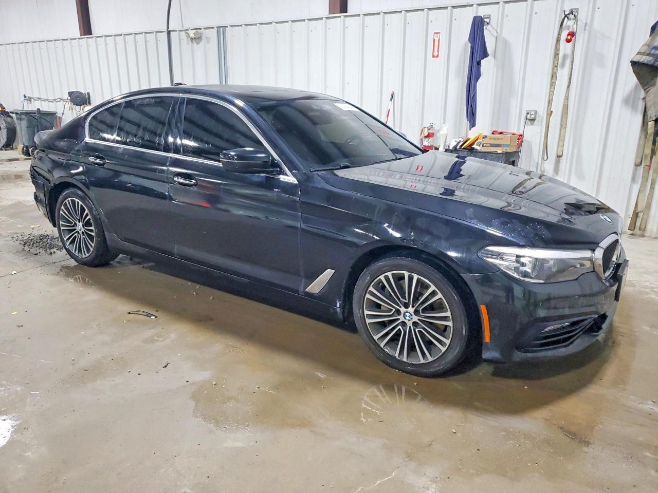 2018 BMW 530 Xi - zdjęcie 4