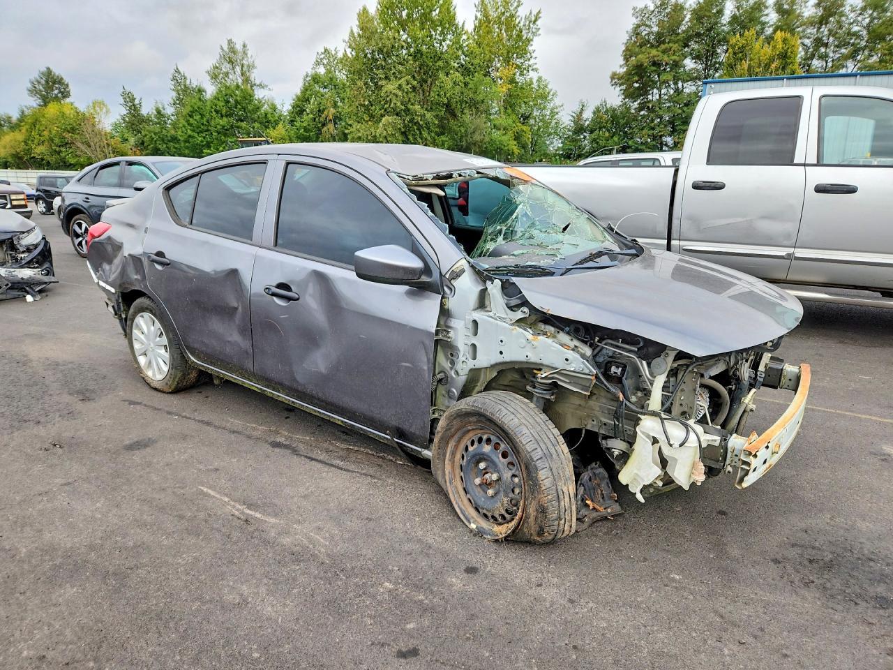 2017 Nissan Versa 1.6 S Plus - zdjęcie 4