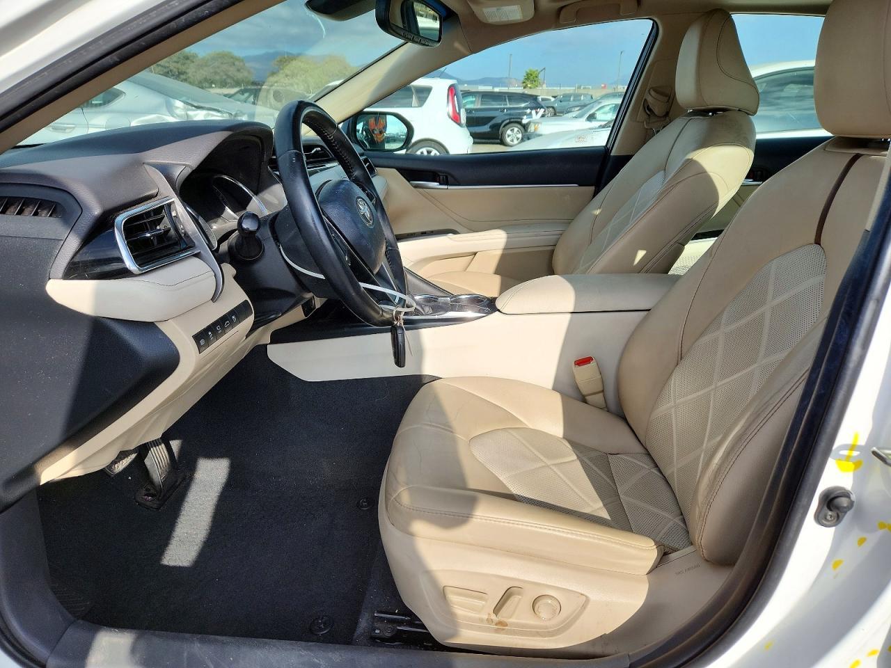 2018 Toyota Camry Hybrid Xle - zdjęcie 7