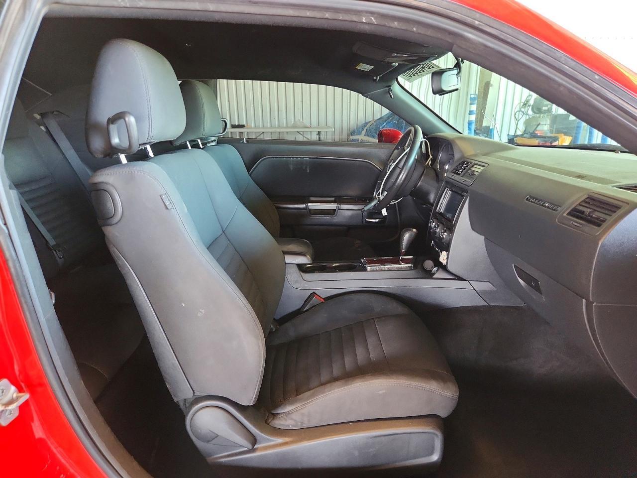 2014 Dodge Challenger Sxt - zdjęcie 7