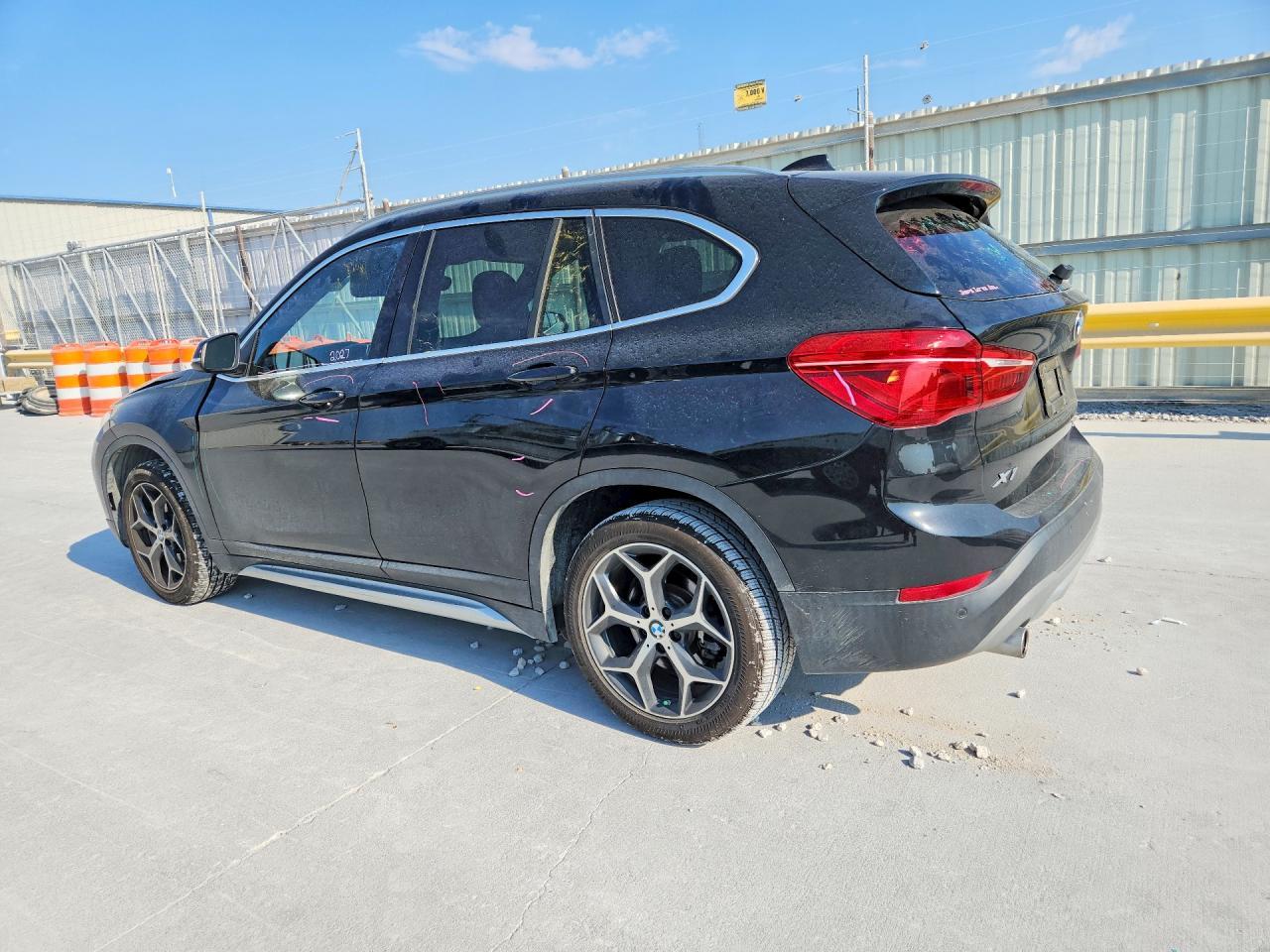 2019 BMW X1 Sdrive28I - zdjęcie 2