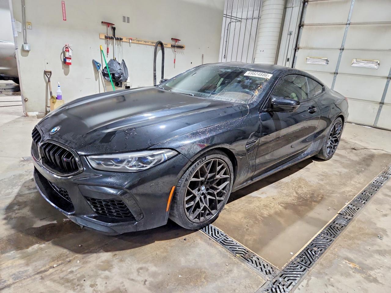 BMW M8 Coupe - zdjęcie 1