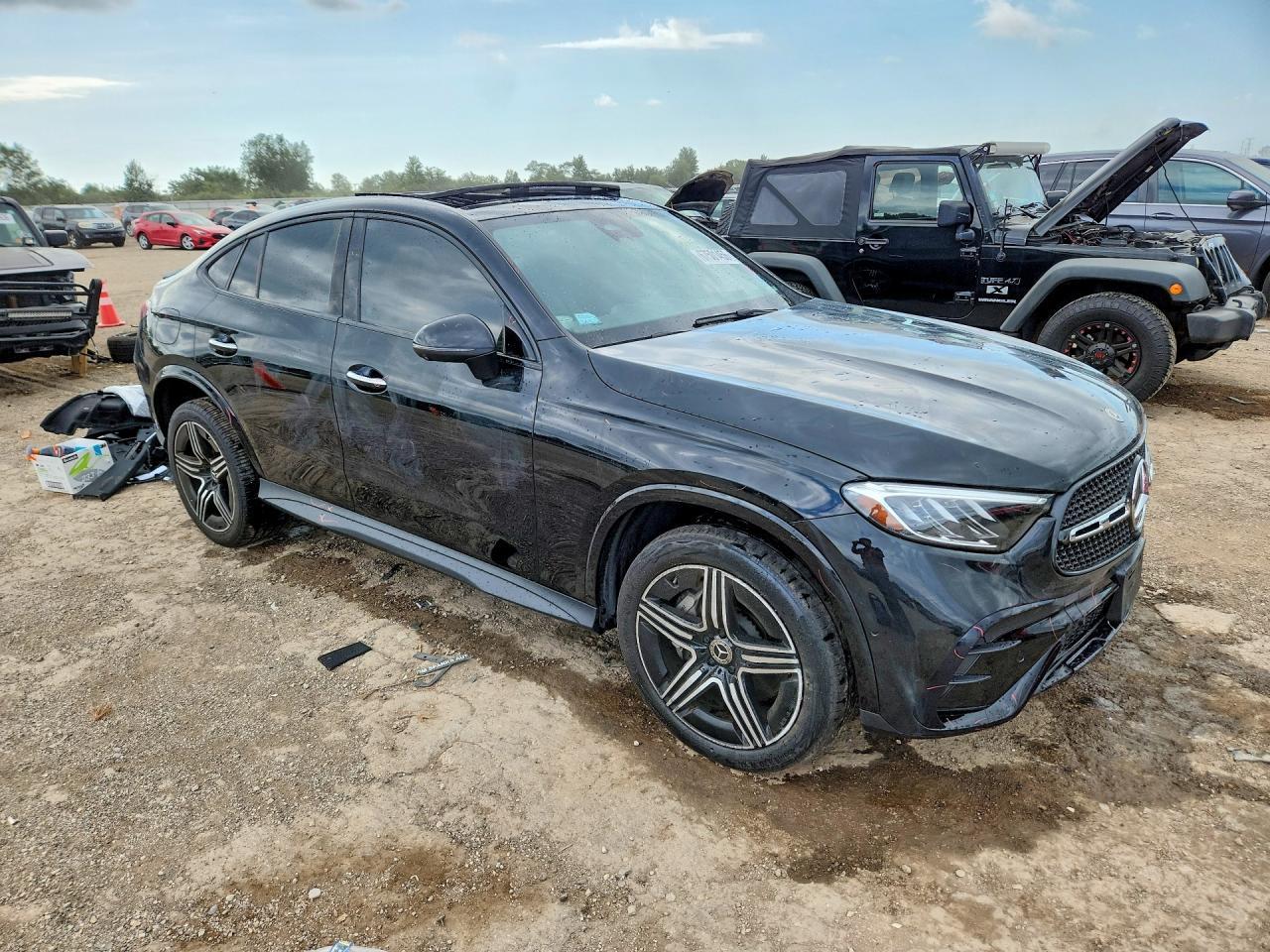 2024 Mercedes-Benz Glc Coupe 300 4Matic - zdjęcie 4