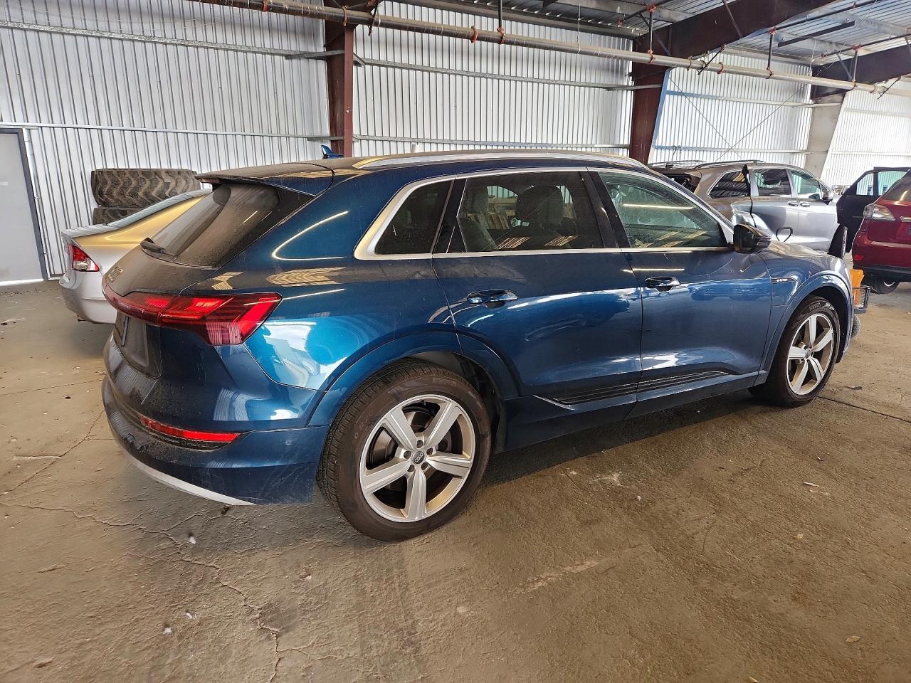 Audi e-tron - zdjęcie 3